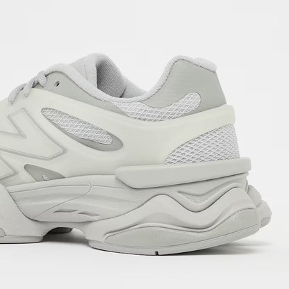 New Balance 9060 Beige / Grau