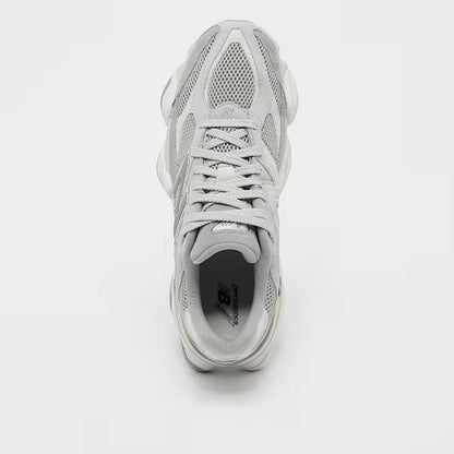 New Balance 9060 Grau