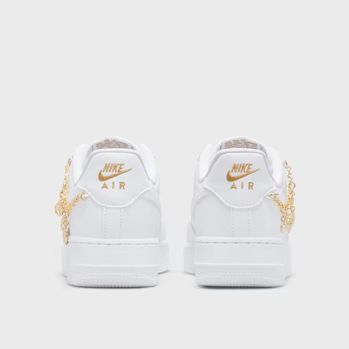 Nike Air Force 1 ’07 LX Damen Weiß